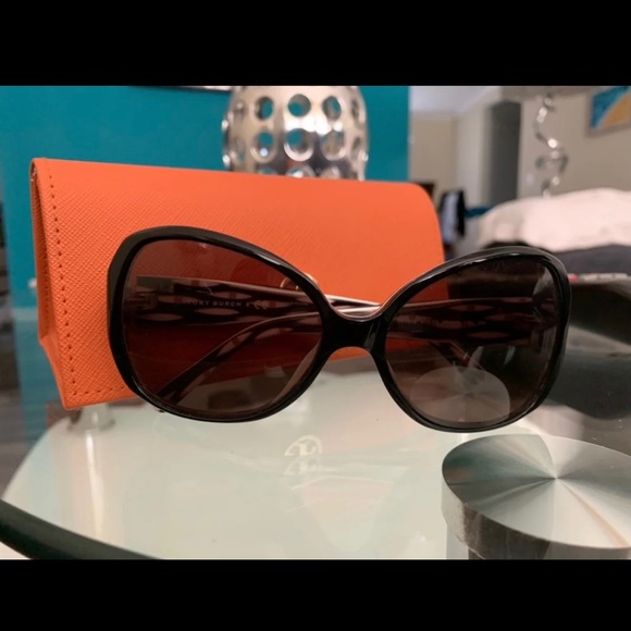 Tory Burch sun glasses main image 4